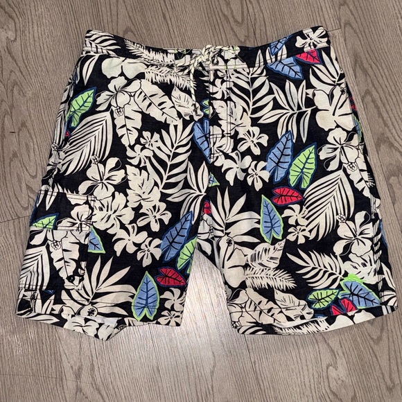 Tommy Bahama Other - Tommy Bahama Black Floral Swim Shorts